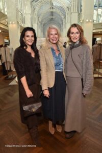 Isabella Nagel, Julia Goldhammer (LEGO), Elke-Cecilia Riehl LODENFREY x Iris von Arnim - Jubiläums-Event „50 Jahre Cashmere-Kultur“ und Fashion Talk bei Lodenfrey in München am 09.10.2026 / Foto: BrauerPhotos / Goran Nitschke